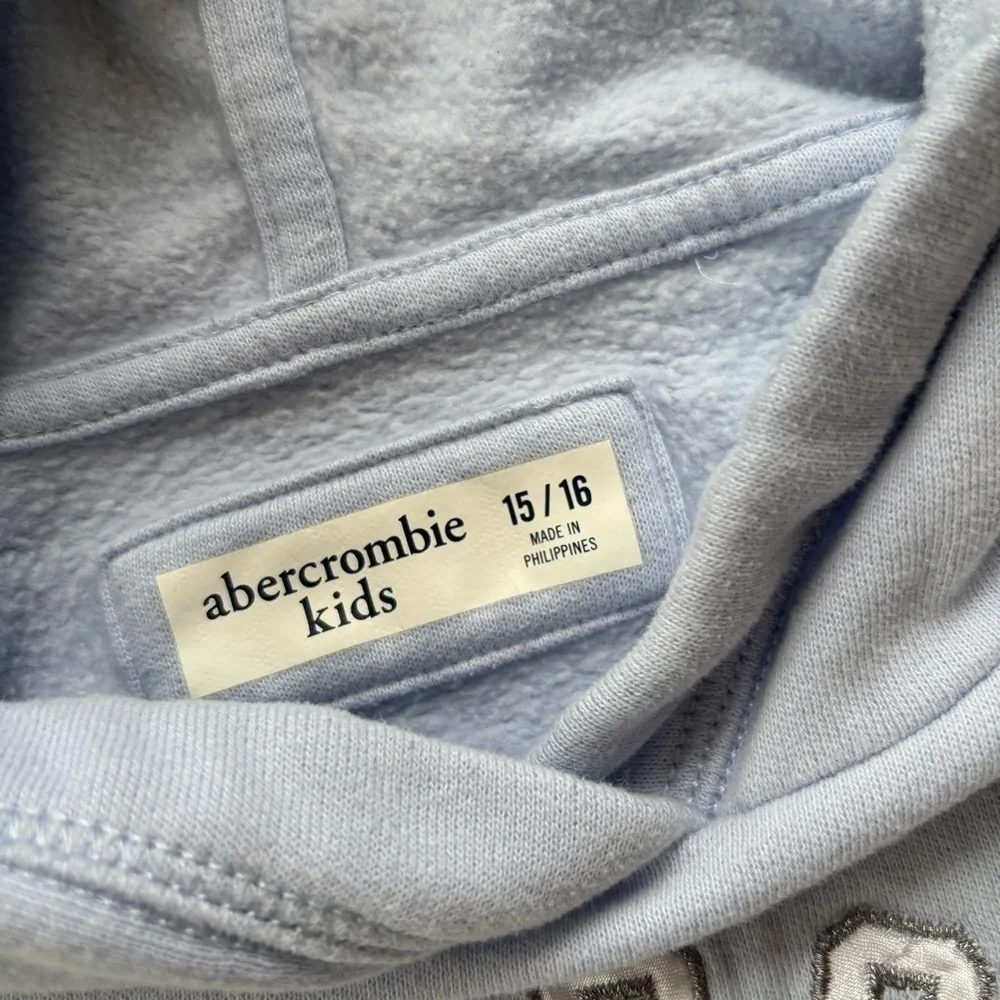 Abercrombie Kids Light Blue Big Girls Pre Teen Embroidered Hoodie Size 15/16